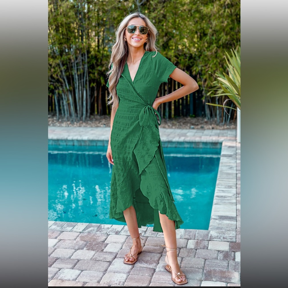 *NWT* Cupshe Short Sleeve Wrap Maxi Dress, emerald green, size XS